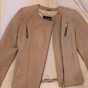 Réal leather jacked mackage